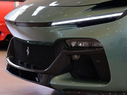 Certified 2024 Ferrari Purosangue AWD/4WD image 17