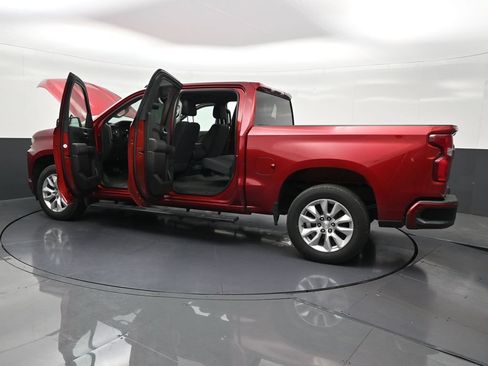 Used 2022 Chevrolet Silverado 1500 Custom RWD image 34