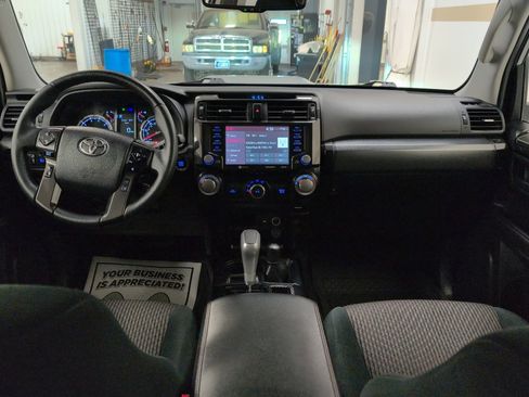 Used 2024 Toyota 4Runner TRD Off-Road image 10