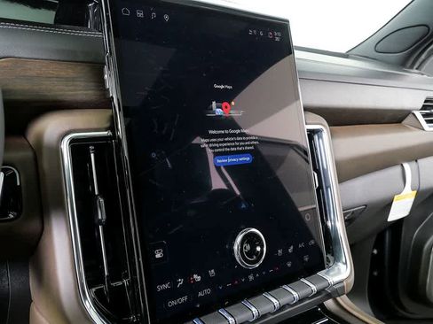 New 2026 GMC Yukon XL Denali Ultimate image 15