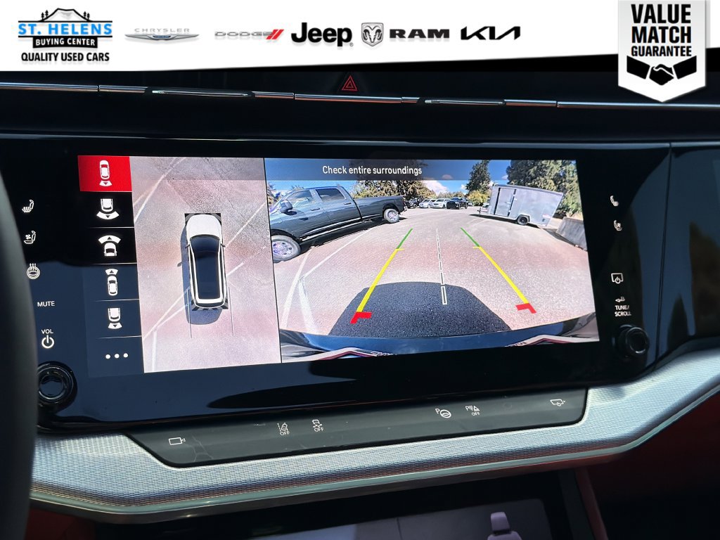 Used 2024 Jeep Wagoneer Limited AWD/4WD image 24