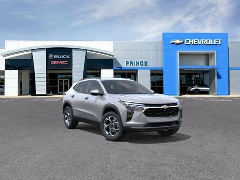 New 2026 Chevrolet Trax LT w/ Driver Confidence Package FWD image 25