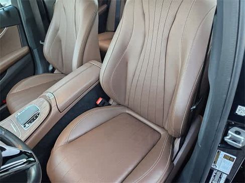 Used 2022 Mercedes-Benz E 350 Sedan image 18