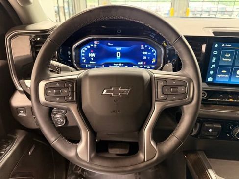 Used 2024 Chevrolet Silverado 1500 RST AWD/4WD image 34