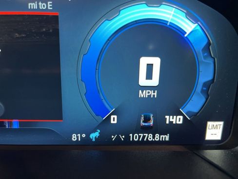 Used 2025 Ford Bronco Sport Outer Banks w/ Outer Banks Tech Package+ image 2