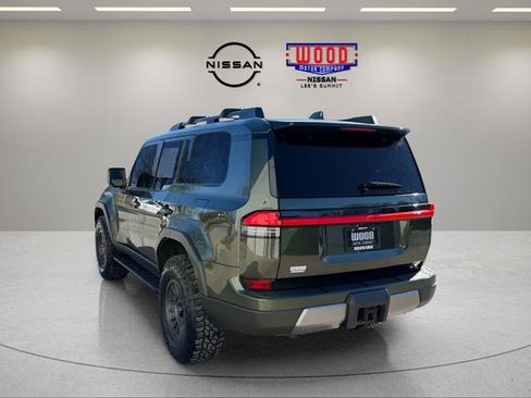 Used 2024 Lexus GX 550 image 5