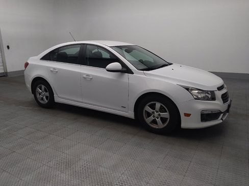 Used 2016 Chevrolet Cruze LT FWD image 11