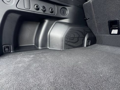 Certified 2025 Subaru Forester Premium AWD/4WD image 11