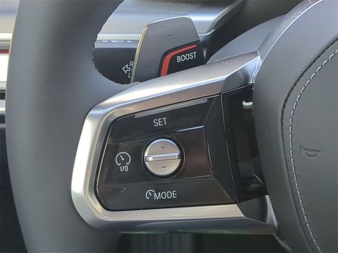 New 2026 BMW 760i xDrive w/ Premium Package image 26