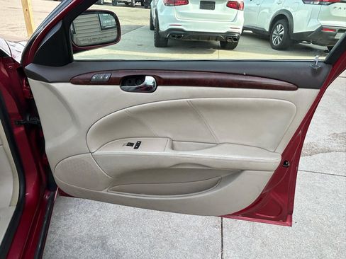 Used 2008 Buick Lucerne CXL w/ Ultra Confidence Package FWD image 16