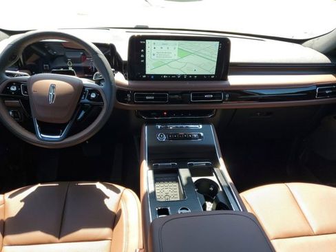 New 2026 Lincoln Aviator Reserve w/ Illumination Package AWD/4WD image 29