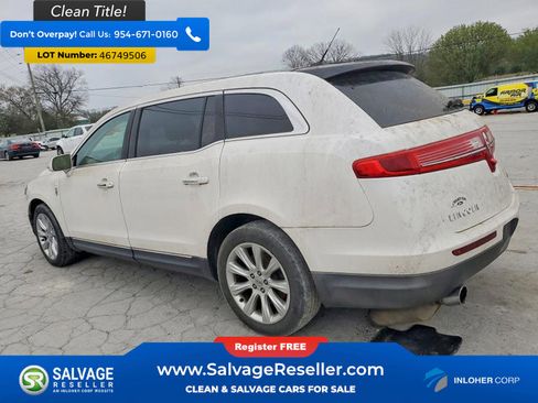 Used 2017 Lincoln MKT AWD image 2