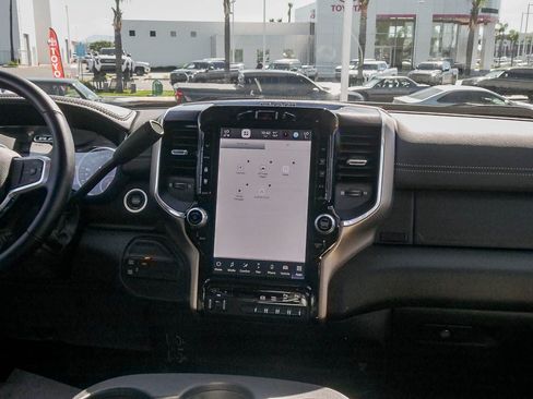 Used 2024 RAM 2500 Laramie image 12