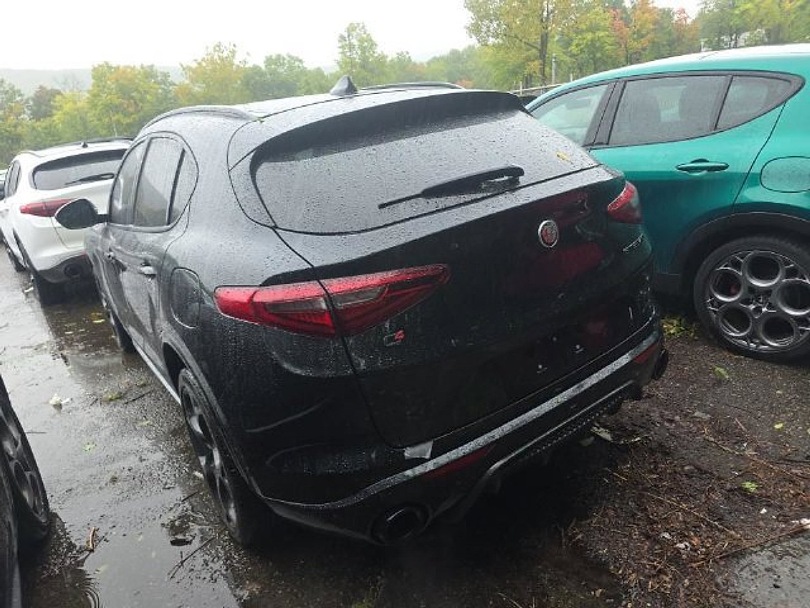 Used 2023 Alfa Romeo Stelvio Estrema AWD/4WD image 5