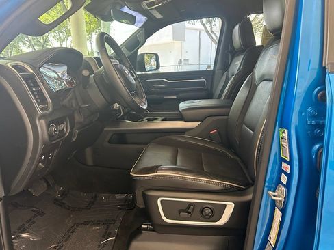 Used 2020 RAM 1500 Laramie RWD image 6