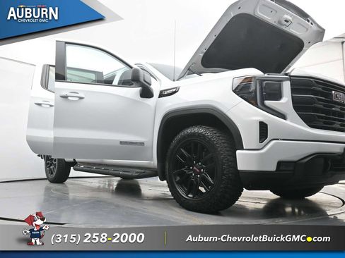 Used 2023 GMC Sierra 1500 Elevation AWD/4WD image 34