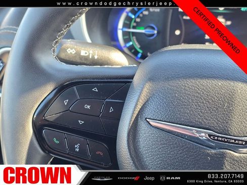 Certified 2024 Chrysler Pacifica Select image 30