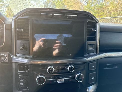 Used 2022 Ford F150 XLT w/ Equipment Group 302A High image 6