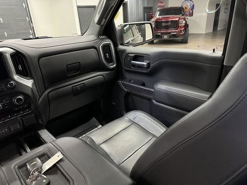Used 2020 Chevrolet Silverado 1500 LTZ w/ LTZ Premium Package image 31