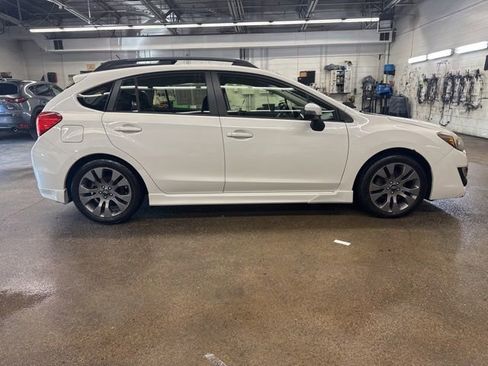 Used 2016 Subaru Impreza 2.0i Sport Premium AWD/4WD image 7