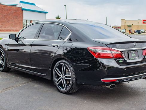Used 2017 Honda Accord Sport Special Edition image 7