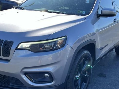 Used 2020 Jeep Cherokee Latitude Plus AWD/4WD image 10