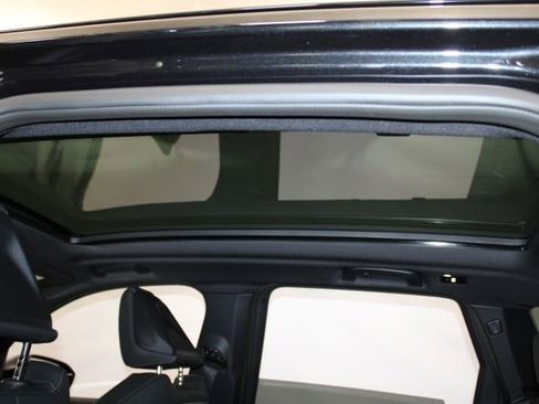 Used 2025 BMW X3 xDrive30i w/ Premium Package AWD/4WD image 11