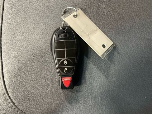 Used 2015 RAM 1500 Express image 19