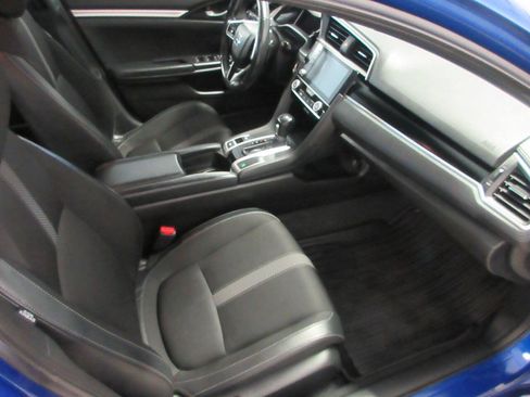 Used 2021 Honda Civic Sport image 8