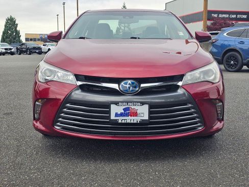 Used 2015 Toyota Camry XLE w/ Moonroof Package FWD image 8