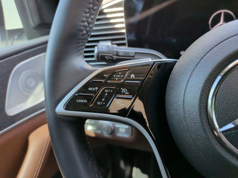 Used 2024 Mercedes-Benz GLE 350 4MATIC image 24