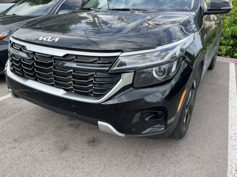Used 2025 Kia Seltos S FWD image 4