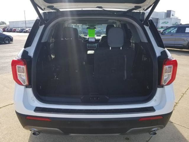 Certified 2024 Ford Explorer XLT AWD/4WD image 4