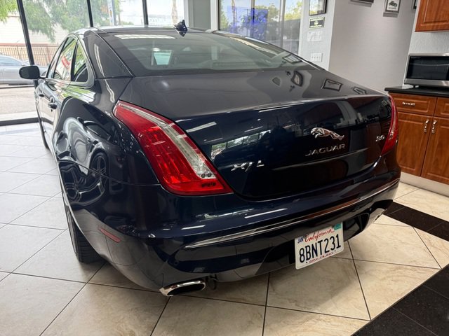 Used 2014 Jaguar XJ L Portfolio RWD image 13
