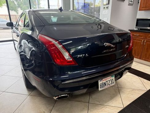 Used 2014 Jaguar XJ L Portfolio RWD image 13