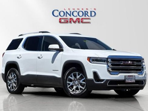 Used 2023 GMC Acadia SLT w/ Technology Package AWD/4WD image 1