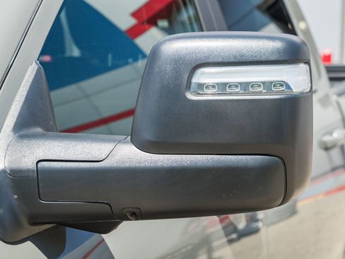 New 2026 RAM 2500 Laramie AWD/4WD image 18