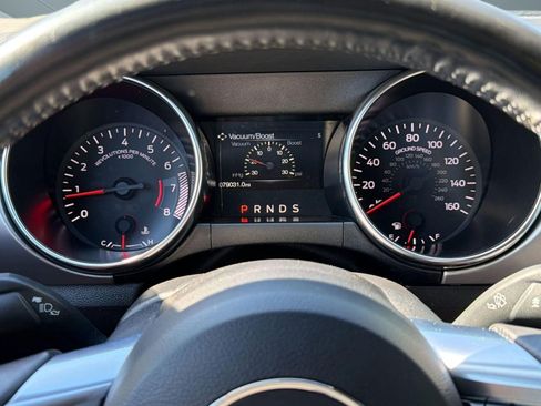Used 2022 Ford Mustang Premium RWD image 17
