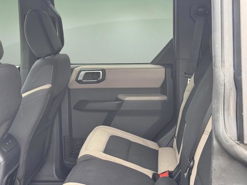 Used 2021 Ford Bronco Big Bend AWD/4WD image 9