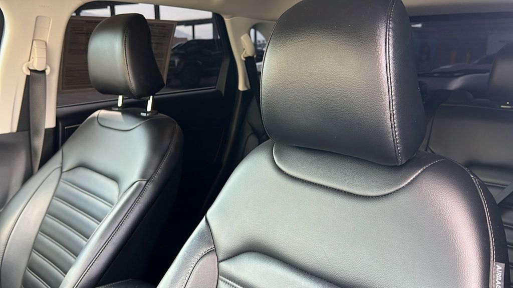 Used 2024 Ford Edge SEL w/ Convenience Package AWD/4WD image 15