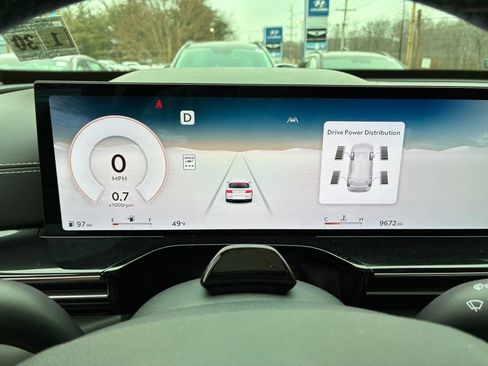 Used 2025 Genesis GV80 2.5T image 30