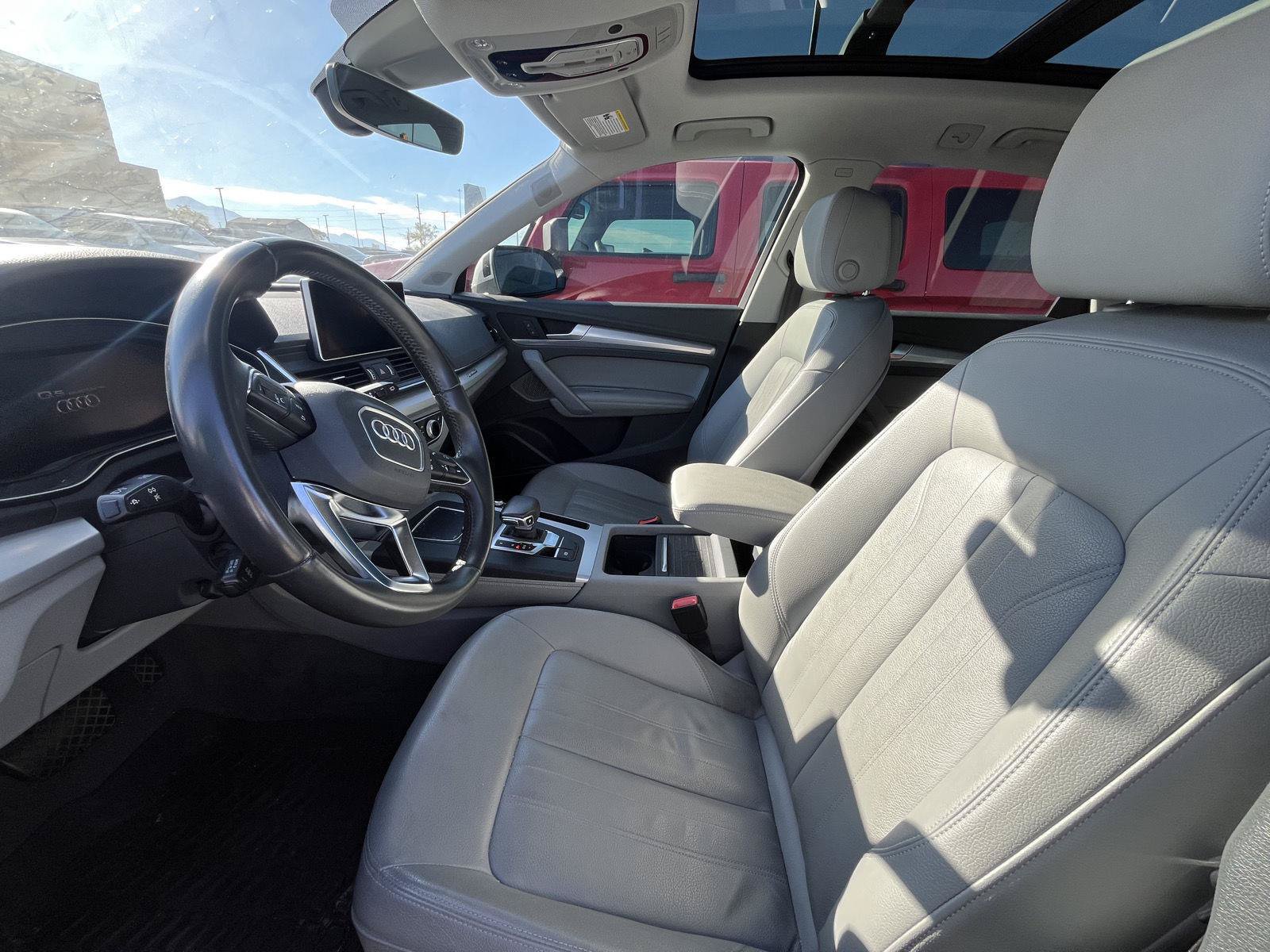 Used 2019 Audi Q5 Prestige w/ Prestige Package AWD/4WD image 7