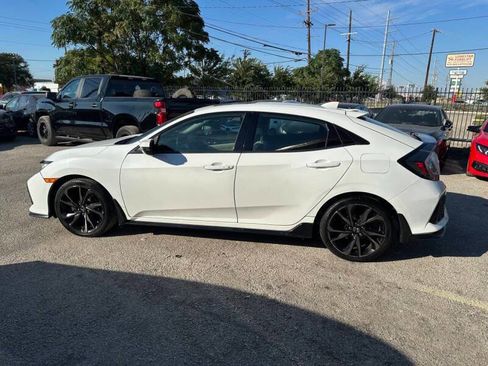 Used 2019 Honda Civic Sport Touring image 8