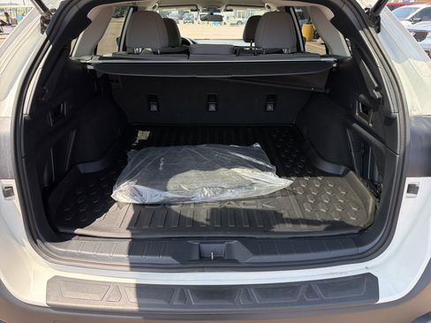 Certified 2025 Subaru Outback Premium AWD/4WD image 20
