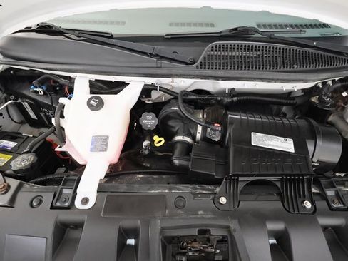 Used 2019 Chevrolet Express 3500 w/ Power Convenience Package image 5