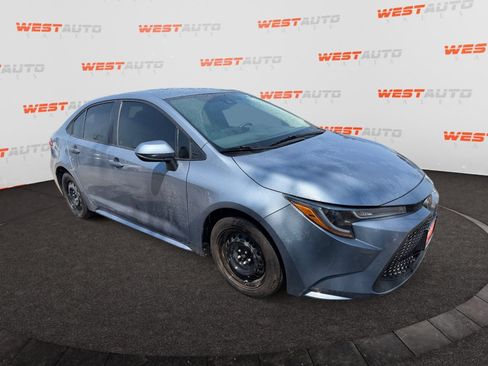 Used 2022 Toyota Corolla LE FWD image 7