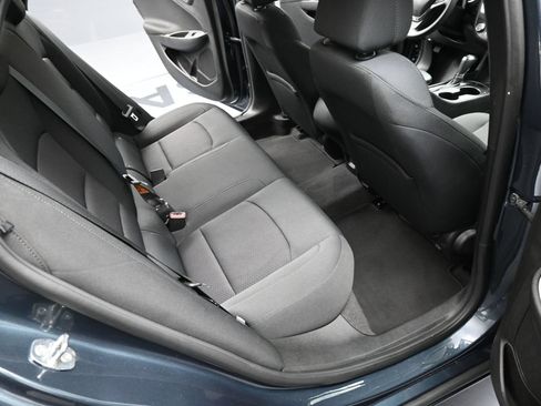 Used 2020 Chevrolet Malibu LS FWD image 19
