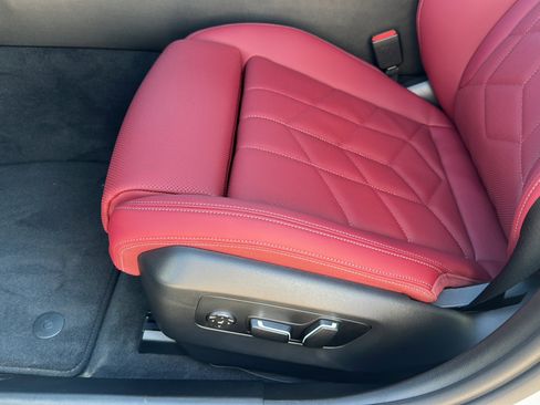 New 2026 BMW 540i xDrive xDrive w/ M Sport Package image 12