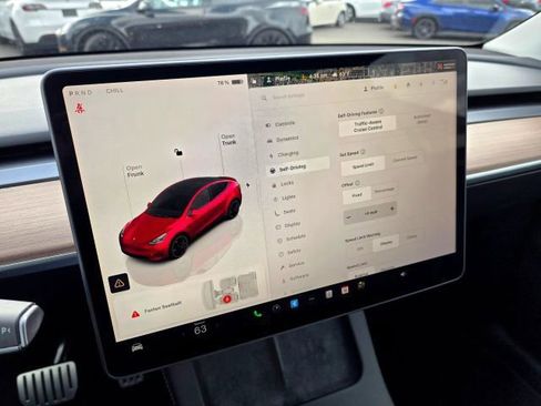 Used 2024 Tesla Model Y Performance AWD/4WD image 41