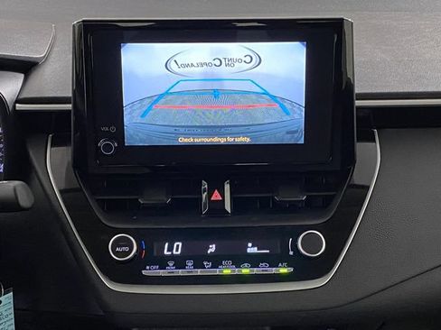 Certified 2025 Toyota Corolla LE FWD image 15